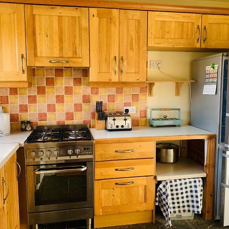 Glen Keen Farm Cottage Louisburgh Exterior foto